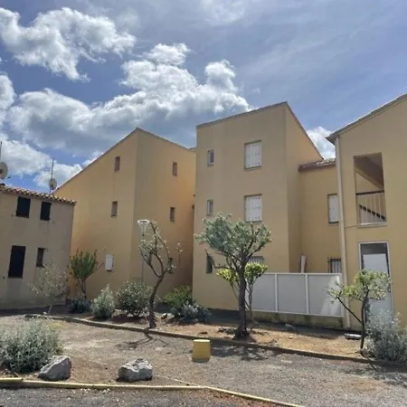 T2 Climatise Proche Avec Balcon - 4 Couchages, Port De Saint Pierre La - Fr-1-229d-119 Apartment *