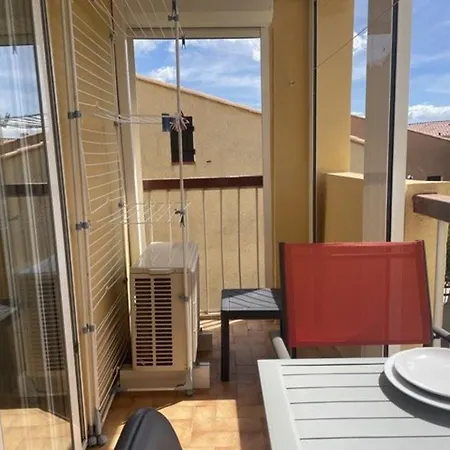 T2 Climatise Proche Avec Balcon - 4 Couchages, Port De Saint Pierre La - Fr-1-229d-119 Apartment *